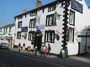 The Swan and Royal